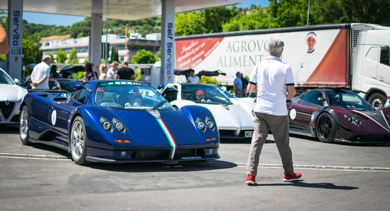 Illustration for article titled A Pagani Rally In Italy Puts All Other Car Meets To Shame